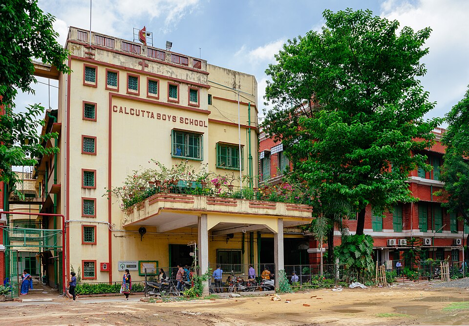 School Branding vs Admission Advertising: What to Prioritise — representative editorial stock photograph